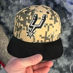 NBA San Antonio Spurs pixelated camo style adult 1size fits all SnapBack hat